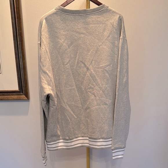 Hustle Gang light Gray Crewneck Sweater with embroidered Graphic Design EUC 3XL - Picture 11 of 12